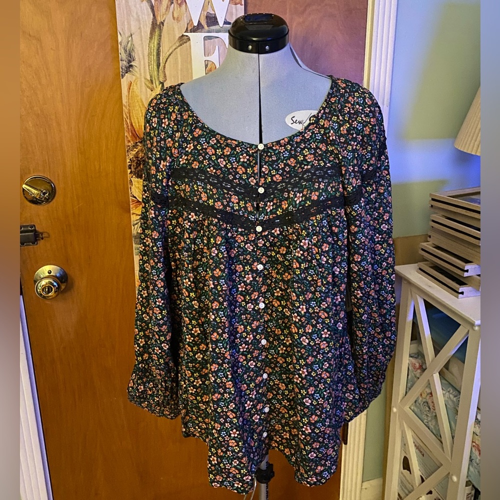 Floral Old Navy Blouse